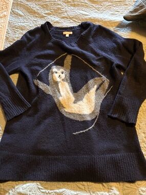 Women’s Navy Sloth-Graphic Crewneck  Sweater